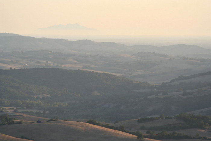 Podere Santa Pia, with an incredibla view on the Tuscan Maremma
