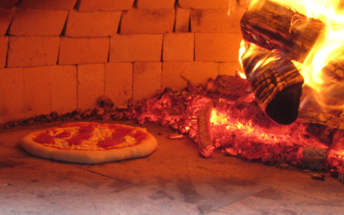 Tuscan pizza oven